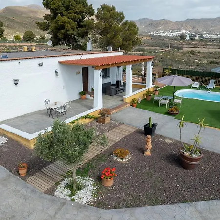 Villa Cortijo El Pinar 1 *